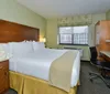 Photo of Holiday Inn Express Manhattan Midtown West Room