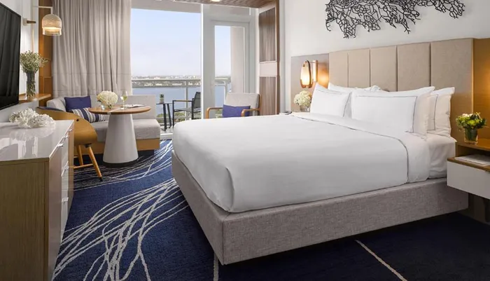 Hilton Fort Lauderdale Marina Room Photos