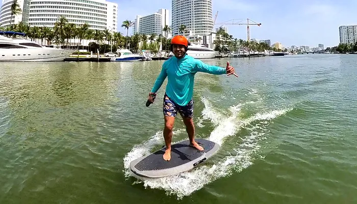 Double EFoil Lesson 2 People 2 Boards Photo
