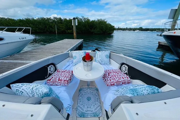 Private Romantic Sunset Boat Cruise in Fort Lauderdale! Photo