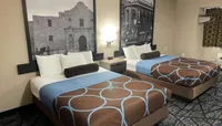 Microtel Inn & Suites by Wynd...